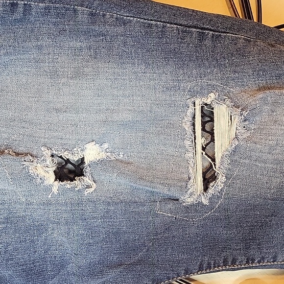 Torrid Girlfriend Distressed Jeans Size 24 - Picture 6 of 12